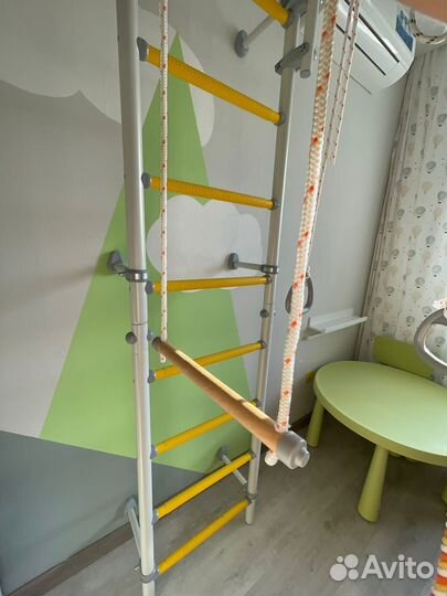 Шведская стенка спортивный уголок для дома Romana