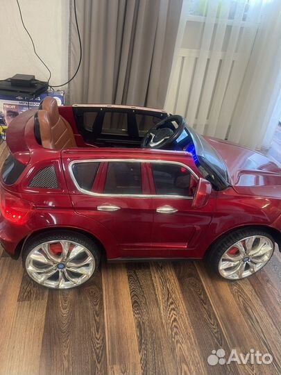 Детский электромобиль