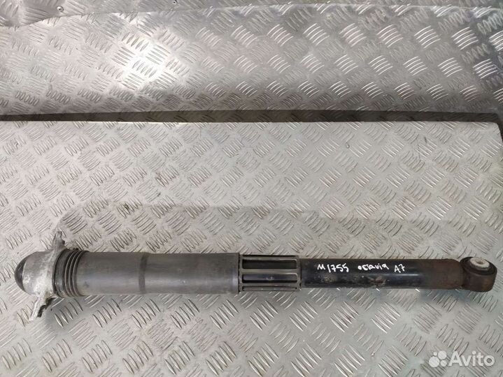 Амортизатор задний Skoda Octavia A7 1.4 5Q0512013F