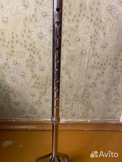 Палка для ходьбы на 4 ножках