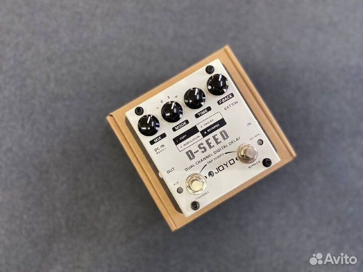 Педаль эффектов для гитары