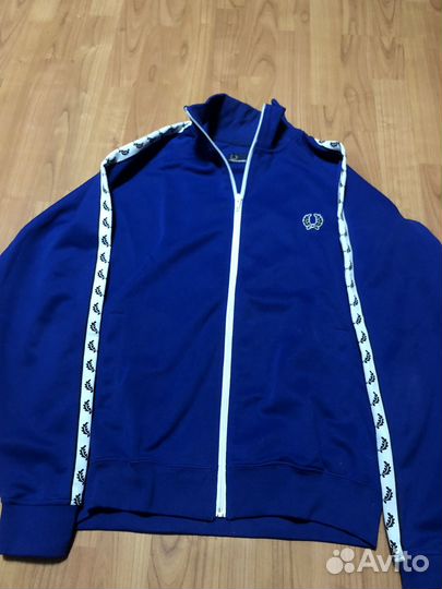 Fred perry олимпийка с лампасами