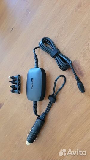 Автомобильное зарядное устройство Asus
