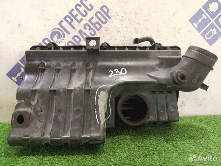 Корпус воздушного фильтра Volkswagen Polo седан