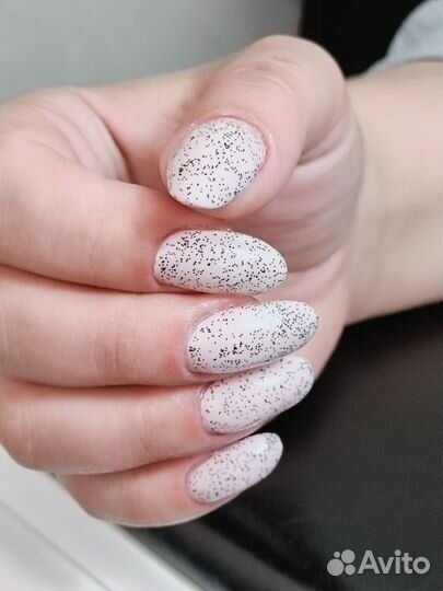 Маникюр педикюр