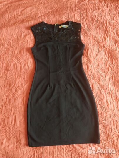 Продам платье