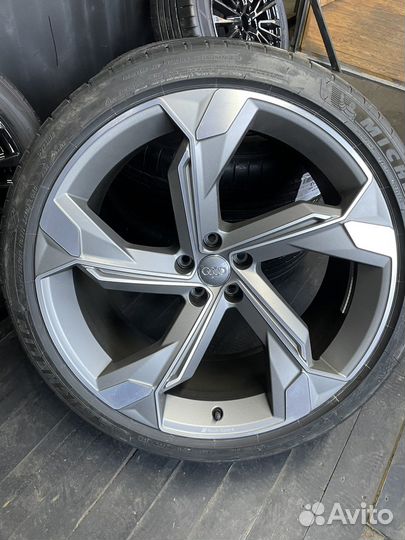 Новые оригинальные диски Audi E-Tron S R22