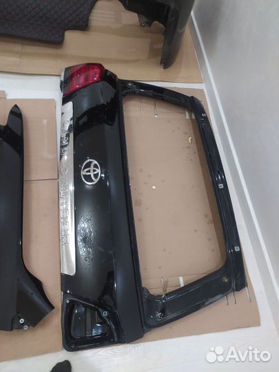 Land cruiser 200 капот