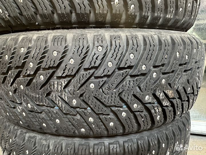 Nokian Tyres Hakkapeliitta 8 185/65 R15 92T