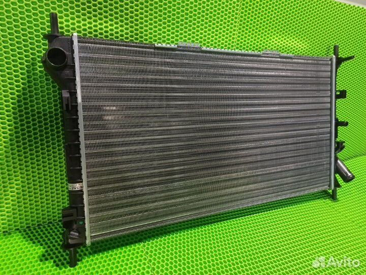 Радиаторы охлаждения Ford Transit / Tourneo