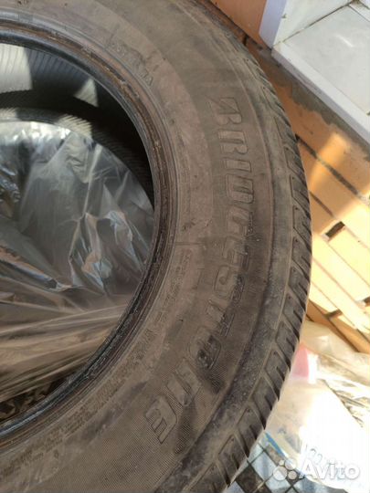 Bridgestone Dueler H/T 687 2.25/70 R16