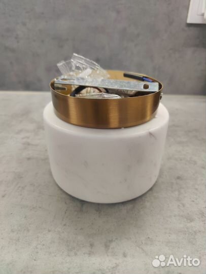 Светильник потолочный подвесной