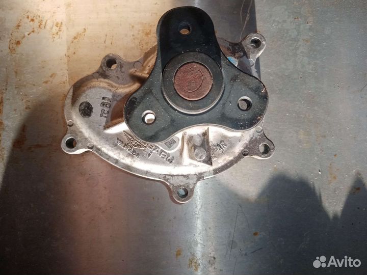Водяная помпа subaru