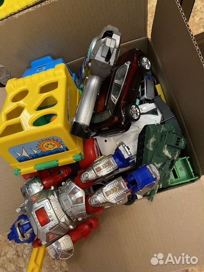 Отдам даром игрушки