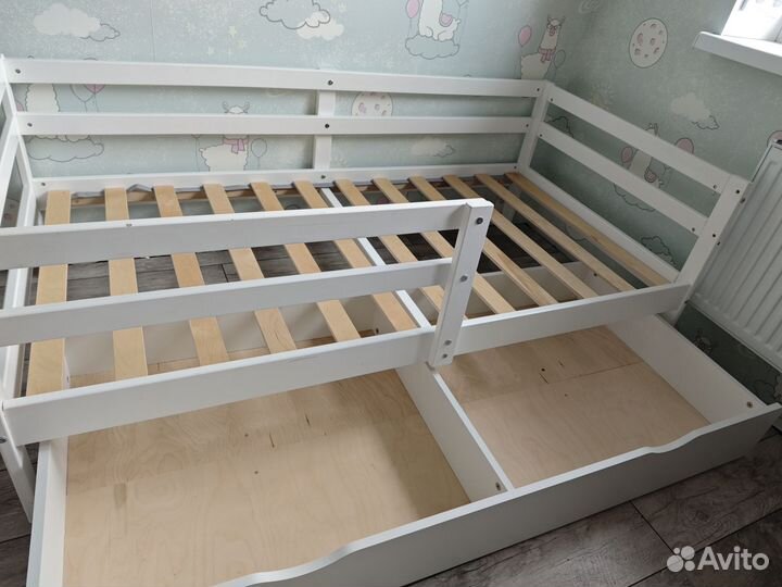 Кровать детская из массива берёзы 160*80
