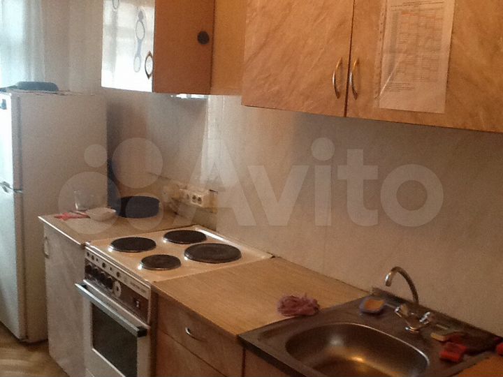 Комната 14 м² в 5-к., 1/9 эт.