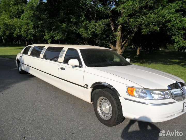 Разбор запчасти lincoln town car 3