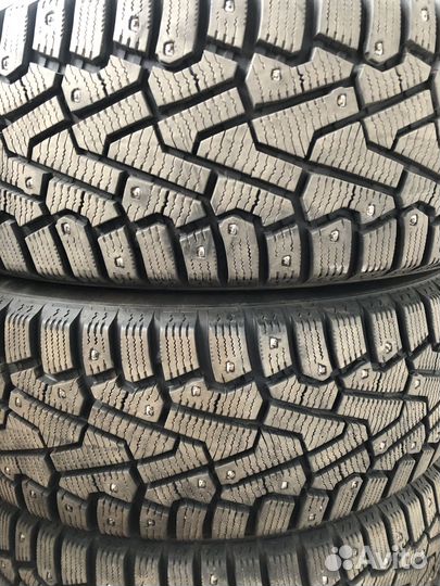 Зимние шины 215 65 16