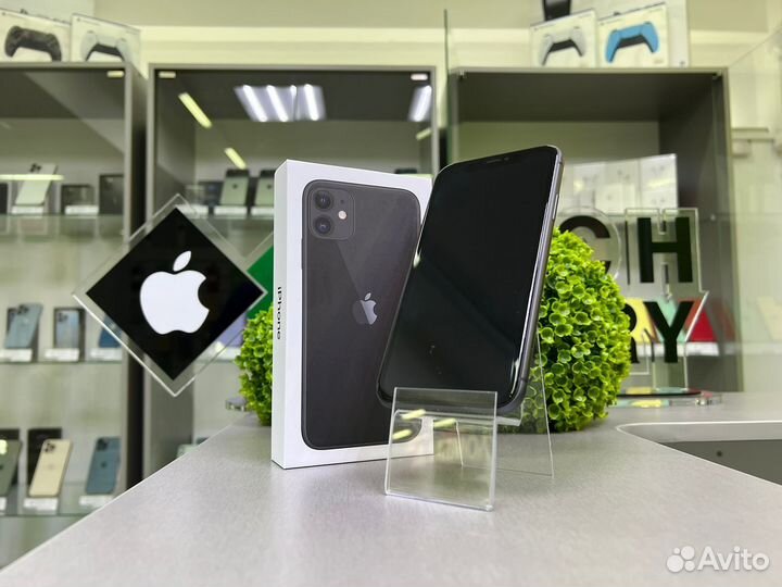 iPhone 11, 64 ГБ