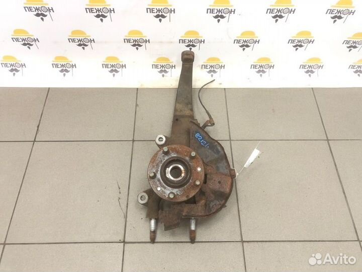 Кулак поворотный передний левый Mazda Mazda6