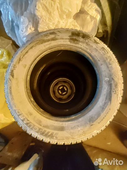 Nexen Winguard WinSpike 215/65 R16 102T