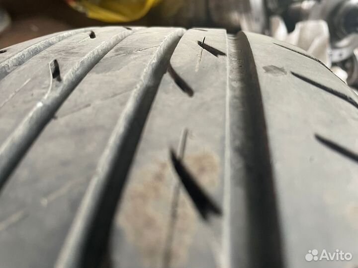 Bridgestone 613V 185/60 R15 84H