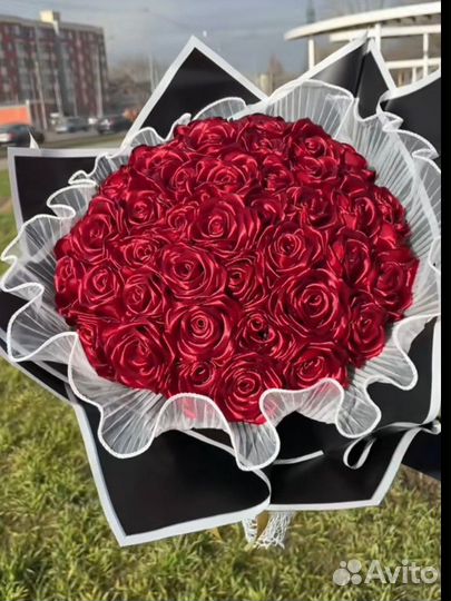 Букеты роз из атласных лент