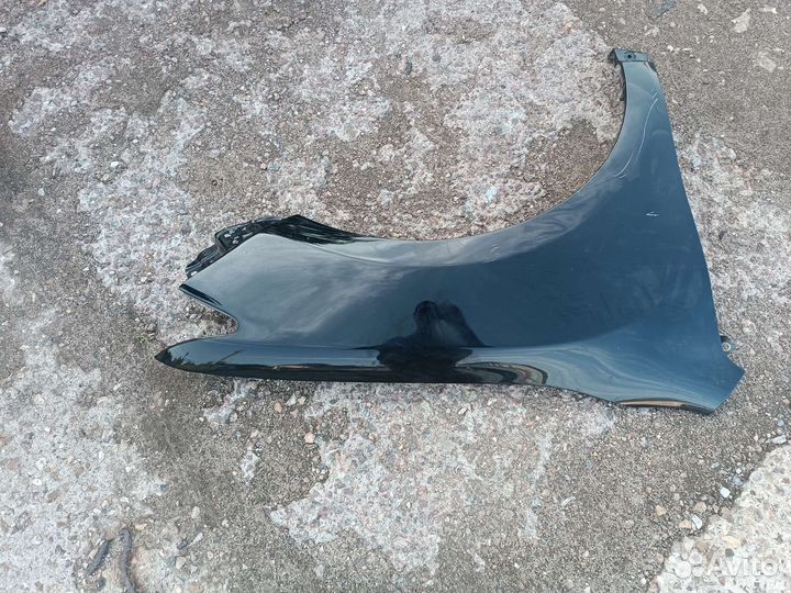 Крыло переднее правое toyota camry 50