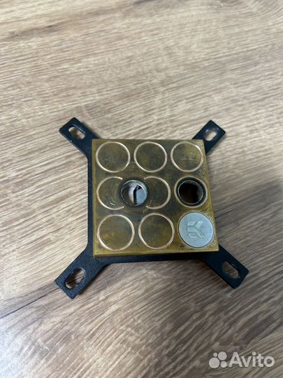 Водоблок EK Supremacy