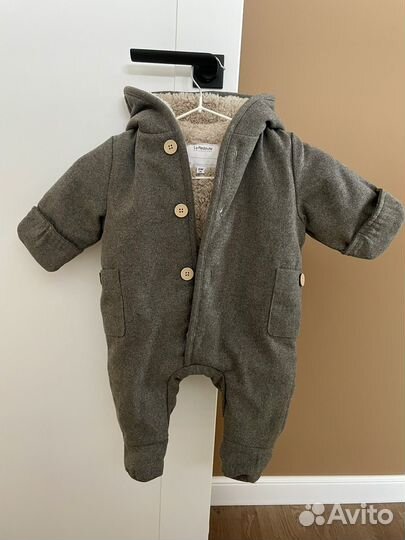 Комбинезон с капюшоном