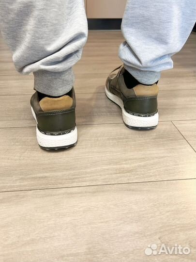 Кроссовки мужские respect 41 р (стелька 26,5 см)