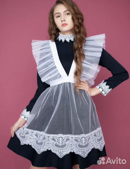 Белый школьный фартук