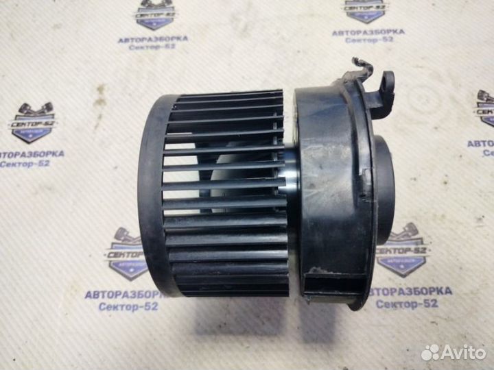 Моторчик отопителя Nissan Qashqai+2 JJ10