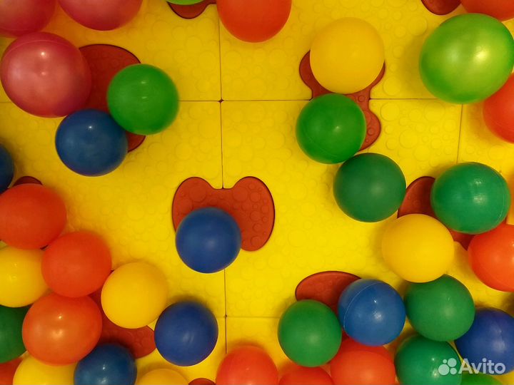 Почти новый манеж Leco леко с полом - пазлами