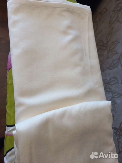 Шторы готовые новые 2 шт