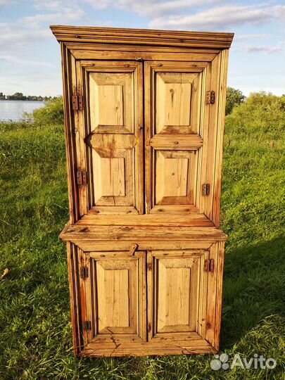 Старинный буфет