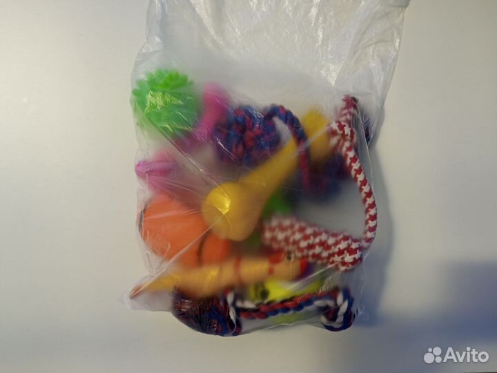 Игрушки для животных