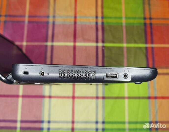 Нетбук HP Compaq Mini 110c-1100er 2Гб