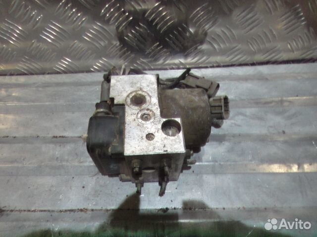 Блок ABS Bluebird (95-01) /Primera P11 (95-01) б/у
