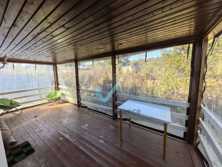 Дом 48,4 м² на участке 6 сот.