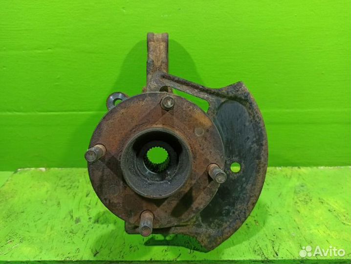 Кулак поворотный левый Nissan Almera Classic QG16