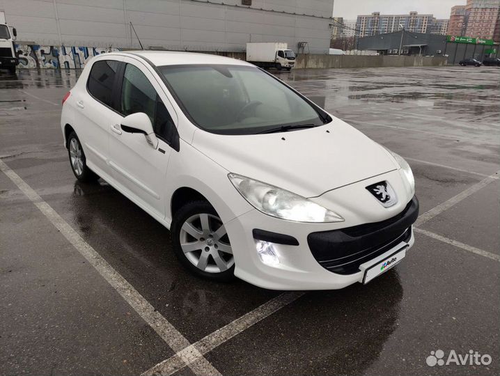 Peugeot 308 1.6 МТ, 2010, 212 000 км