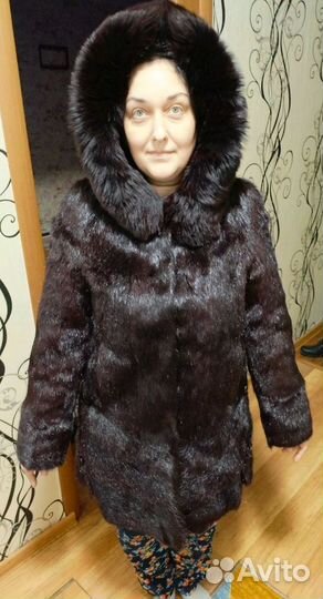 Шуба женская натуральная короткая нутрия
