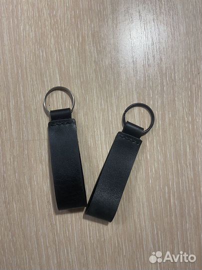 Брелок для ключей из натуральной кожи