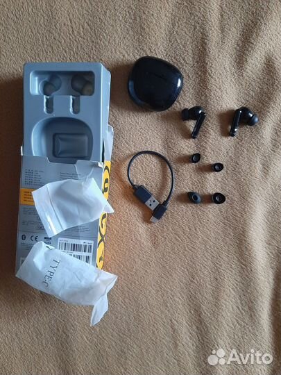 Блютуз-гарнитура QCY HT03 ANC TWS