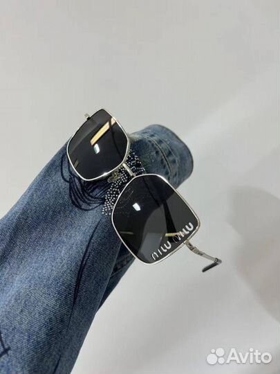 Солнцезащитные очки женские италия