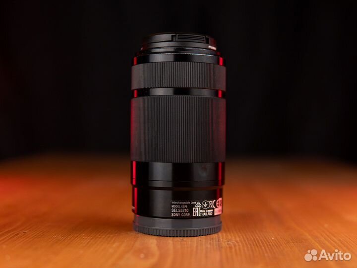 Sony 55-210 f/4.5-6.3 OSS (Sony E APS-C)