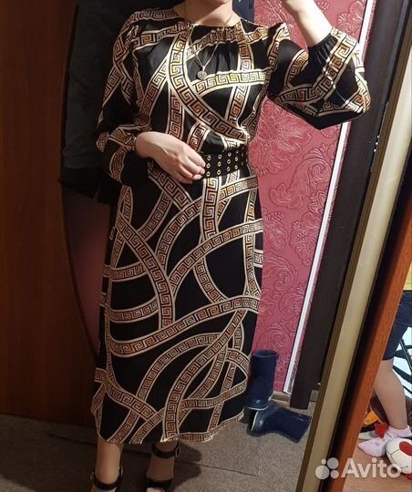 Платье женское