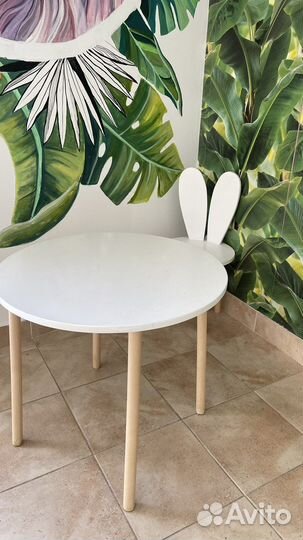 Детский стол и стул