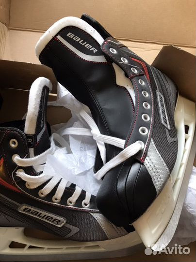 Хоккейные коньки bauer vapor Х30, новые